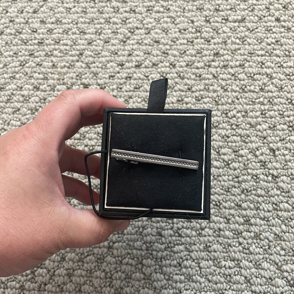 Egara Tie clip